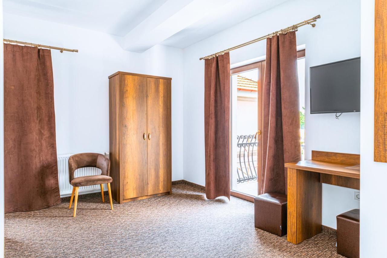 Vila Venus Sînmartin Kültér fotó